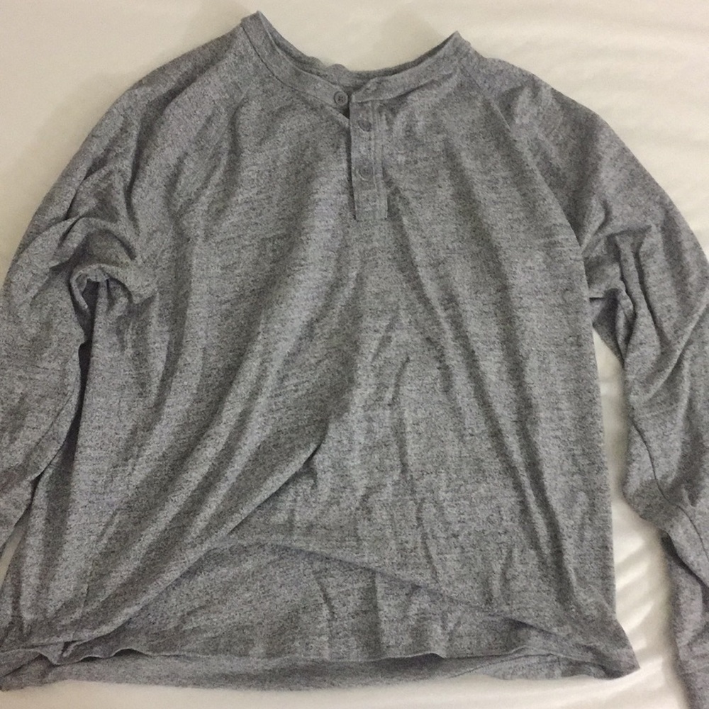 Long sleeve pullover sweater
